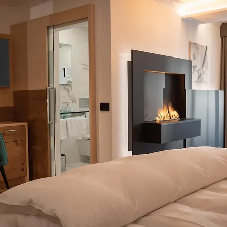 The Laurin Small & Charming 4* Selva di Val Gardena
