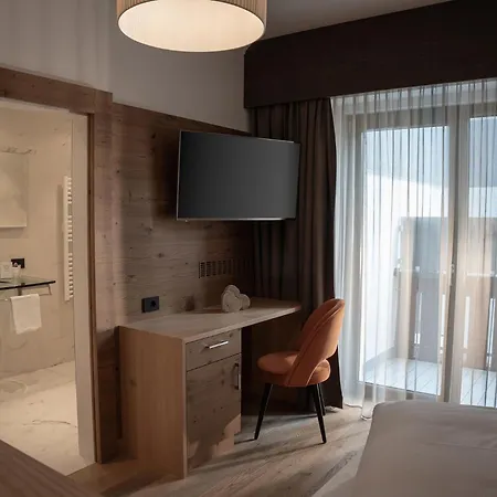 The Laurin Small & Charming 4* Selva di Val Gardena