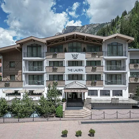 Otel The Laurin Small & Charming Selva di Val Gardena