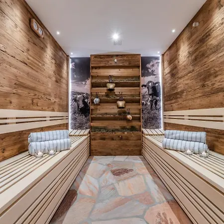 Otel The Laurin Small & Charming Selva di Val Gardena