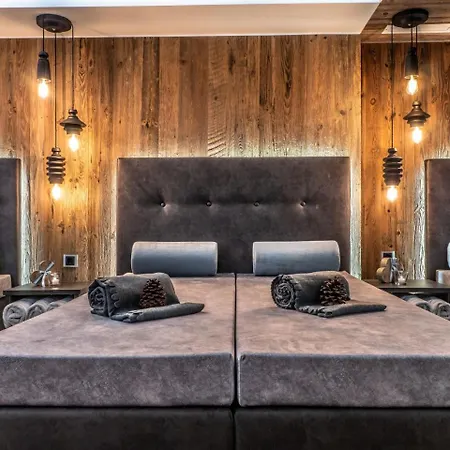 The Laurin Small & Charming 4* Selva di Val Gardena
